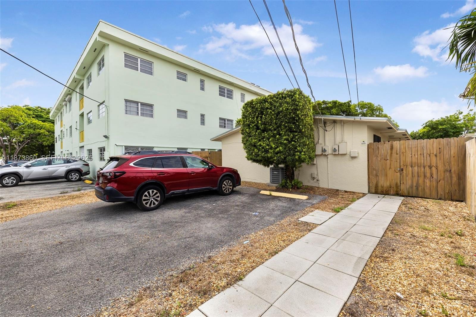 2033 Dewey Street, Hollywood, FL 33020 photo 17