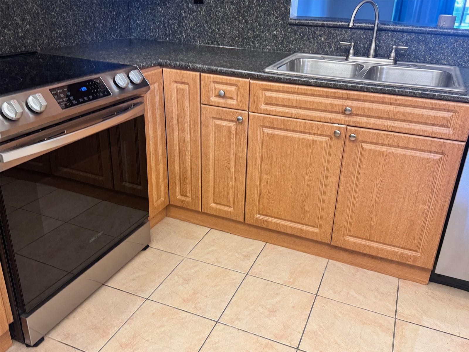 404 NW 68th Avenue 301, Plantation, FL 33317 photo 4