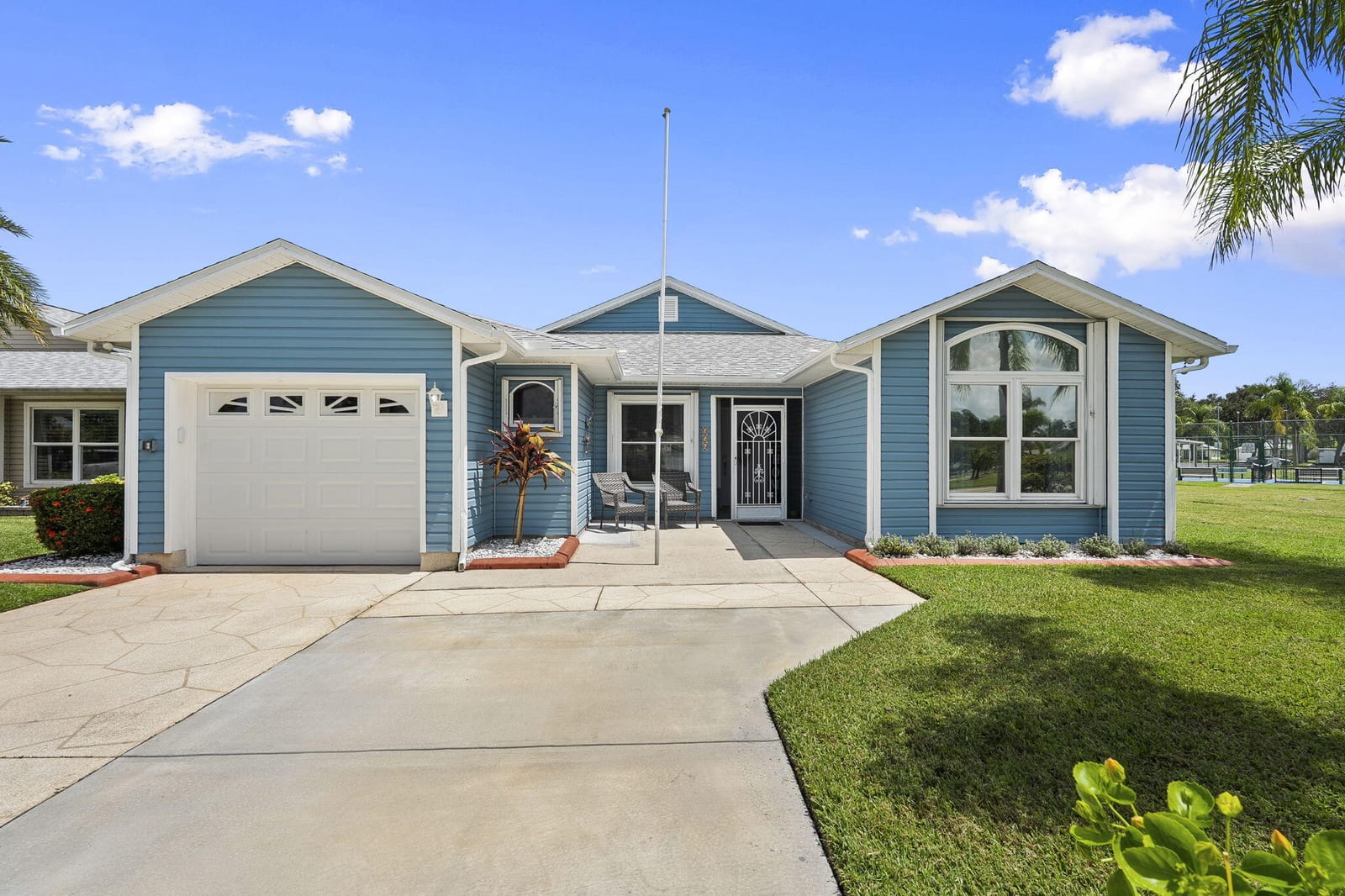 556 Paurotis Lane, Fort Pierce, FL 34982 photo 3