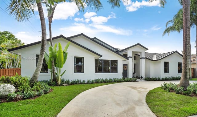 8910 SW 160th Street, Palmetto Bay, FL 33157