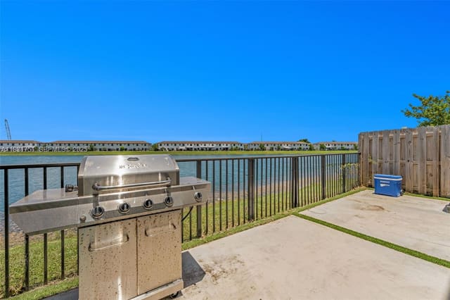 10111 SW 231st Lane, Miami, FL 33190