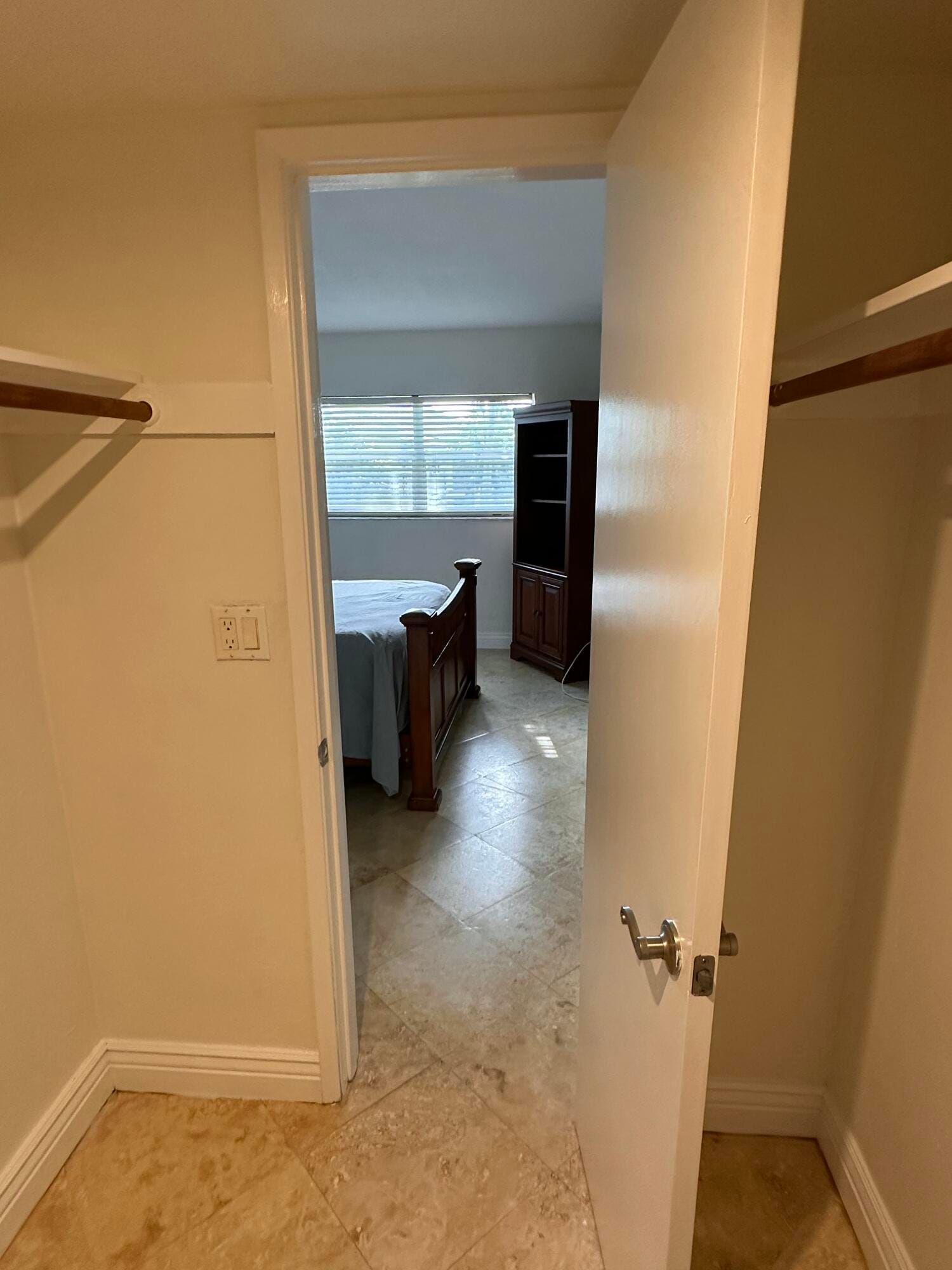 1951 NE 39th Street NE 326 — photo 12