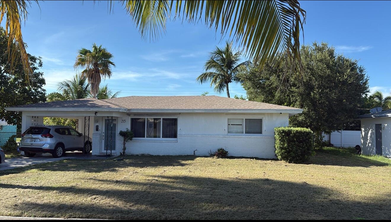 215 Evergreen Drive, Lake Park, FL 33403