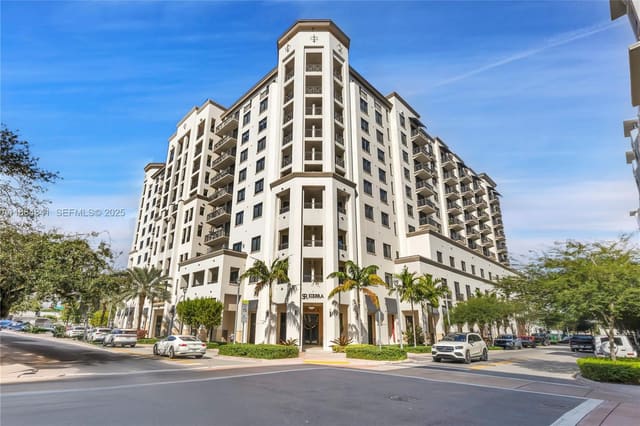 301 Altara Avenue 511, Coral Gables, FL 33146