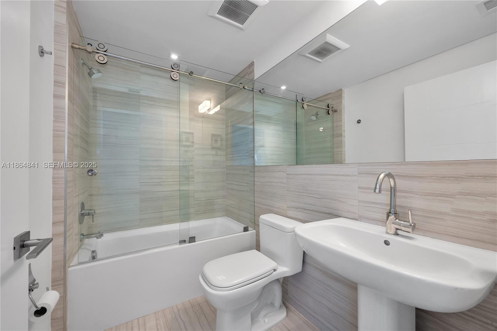 301 Altara Avenue 511, Coral Gables, FL 33146 photo 25