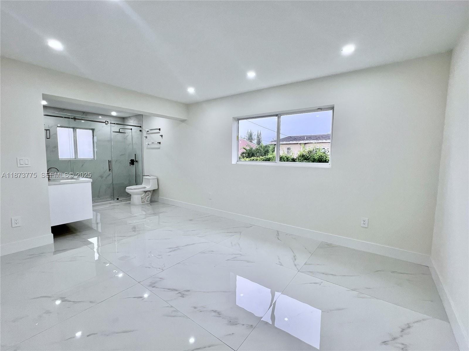 1011 NW 89th Street, Miami, FL 33150 photo 21