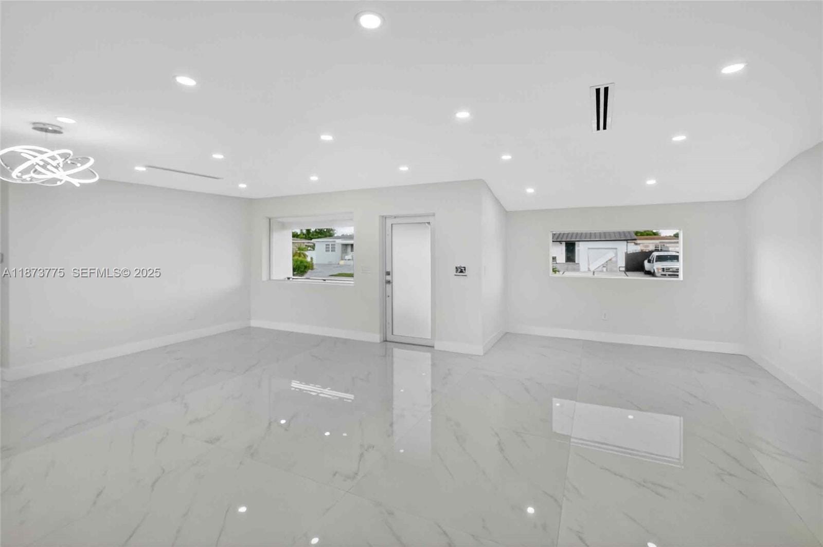 1011 NW 89th Street, Miami, FL 33150 photo 5
