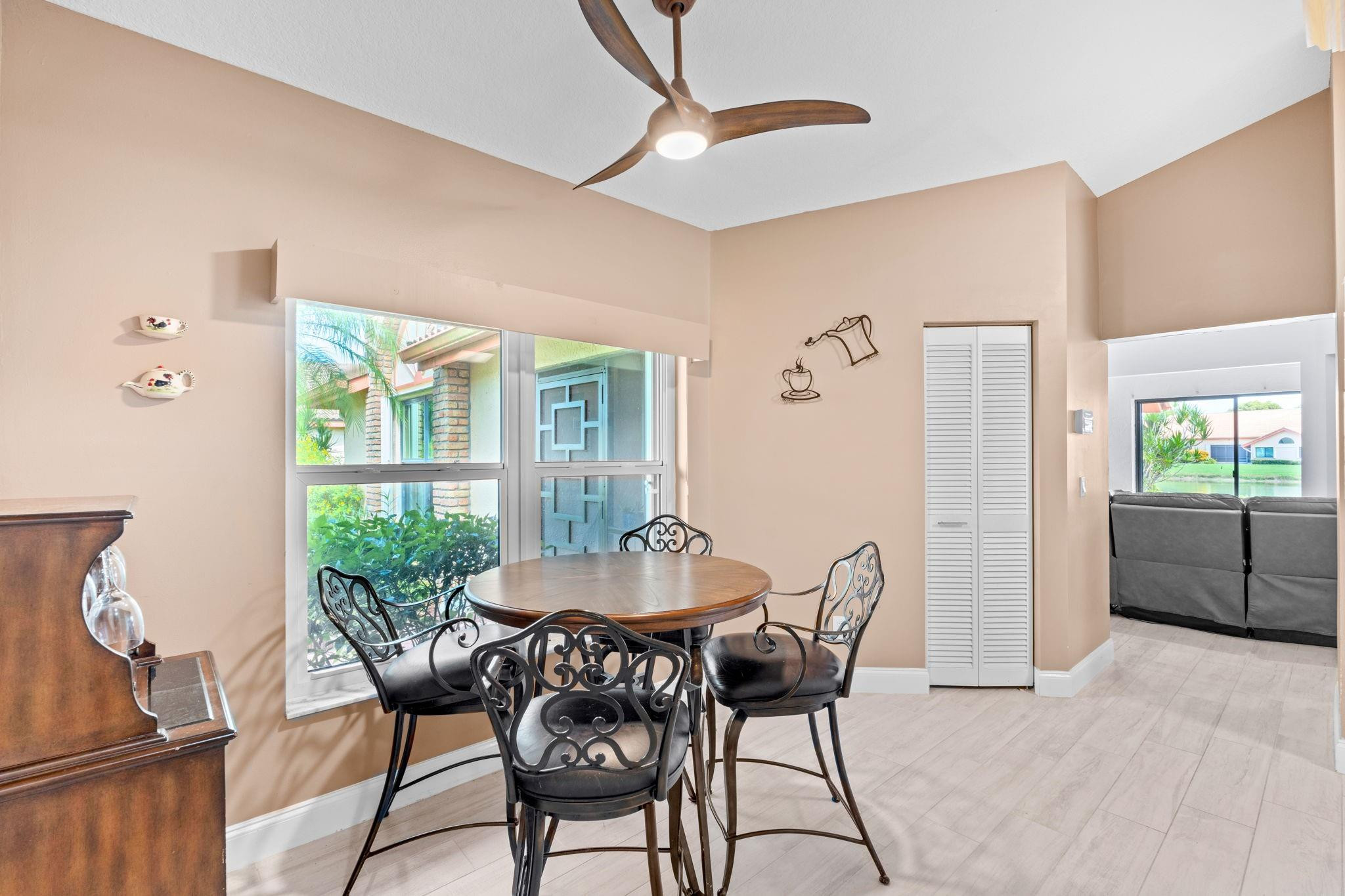 8486 Heather Place, Boynton Beach, FL 33472 photo 19