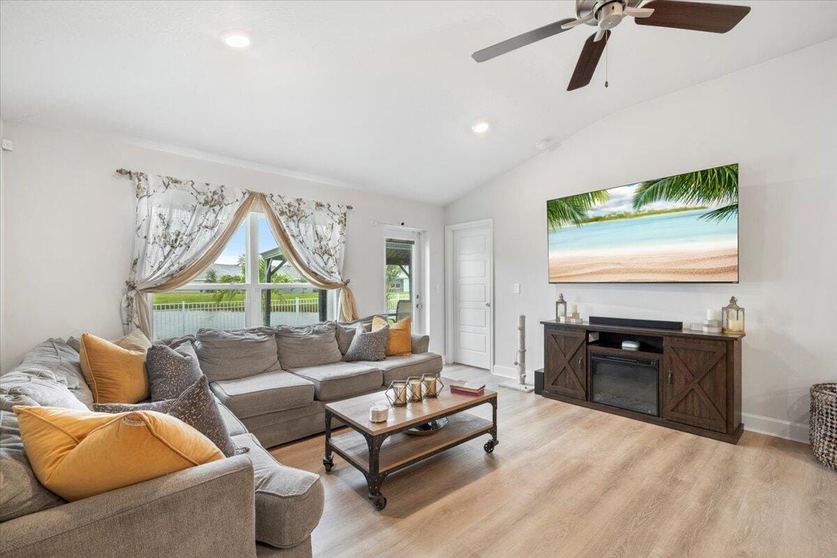 5447 Lugo Street, Fort Pierce, FL 34951 photo 14