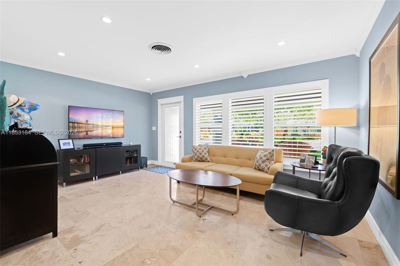 608 NW 25th Street, Wilton Manors, FL 33311 photo 6