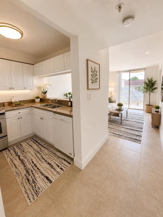 102 SW 6th Avenue 205, Miami, FL 33130