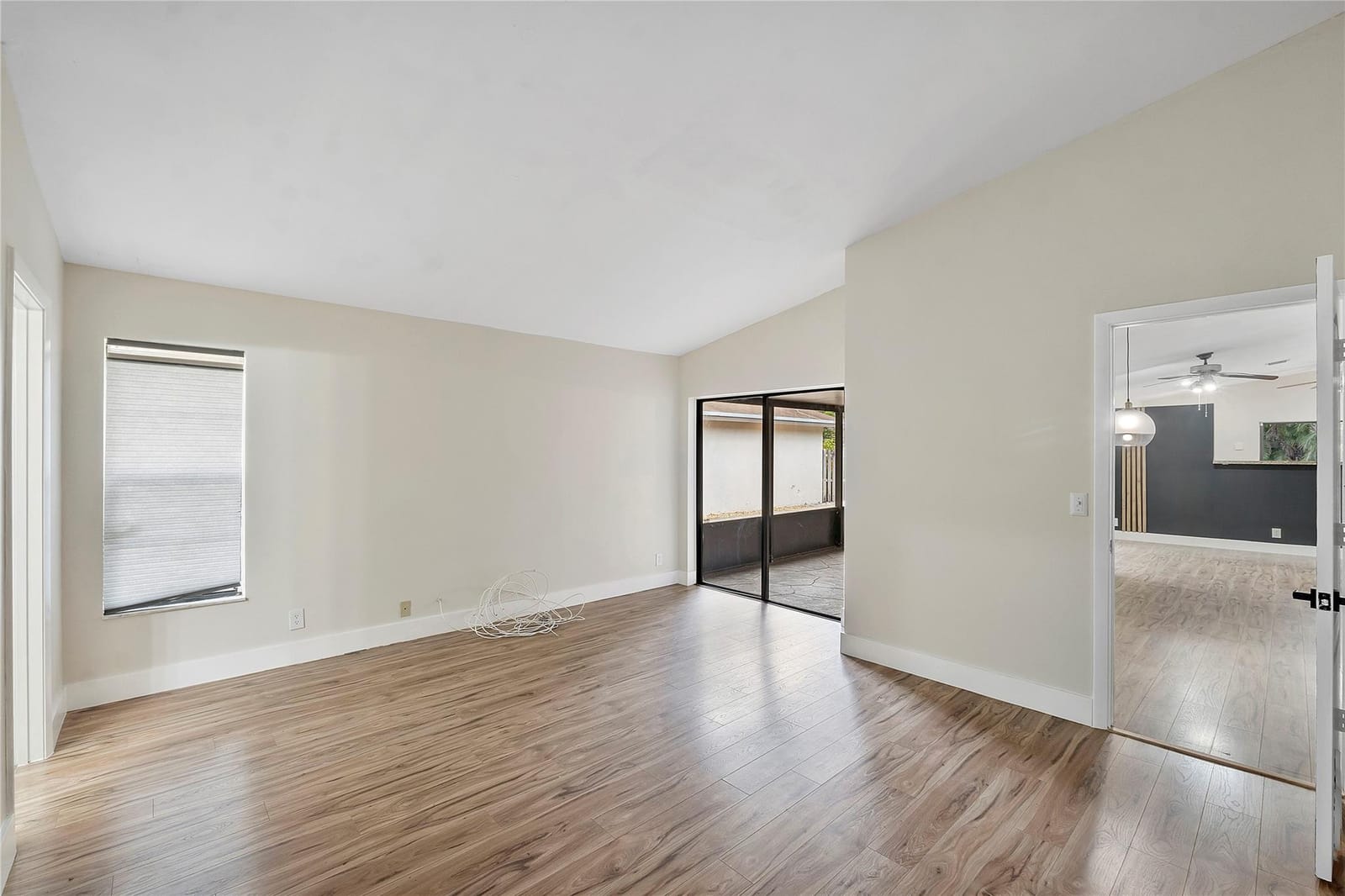 5308 NW 92 — photo 9