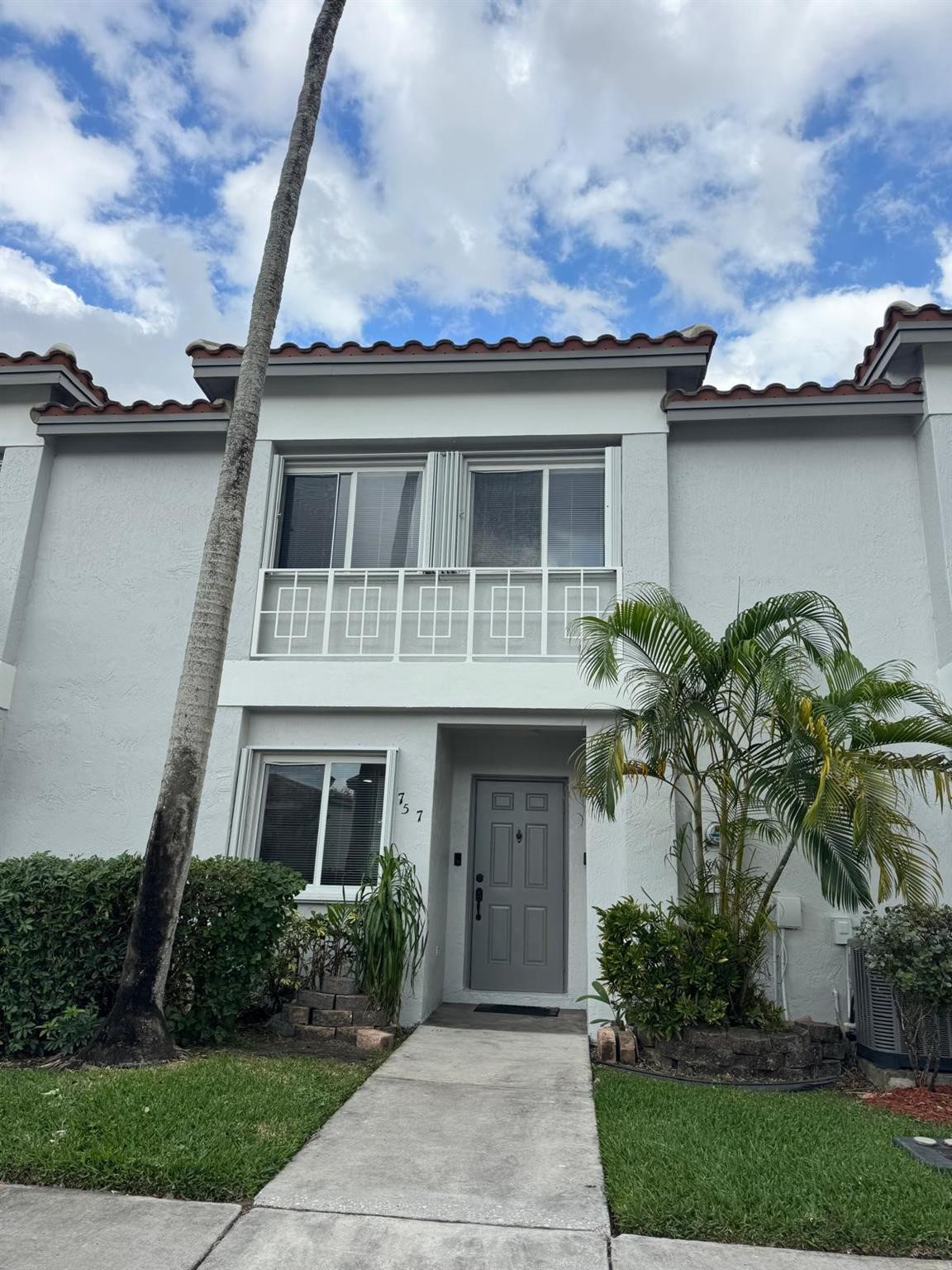 757 NW 208th Drive, Pembroke Pines, FL 33029, Pembroke Pines