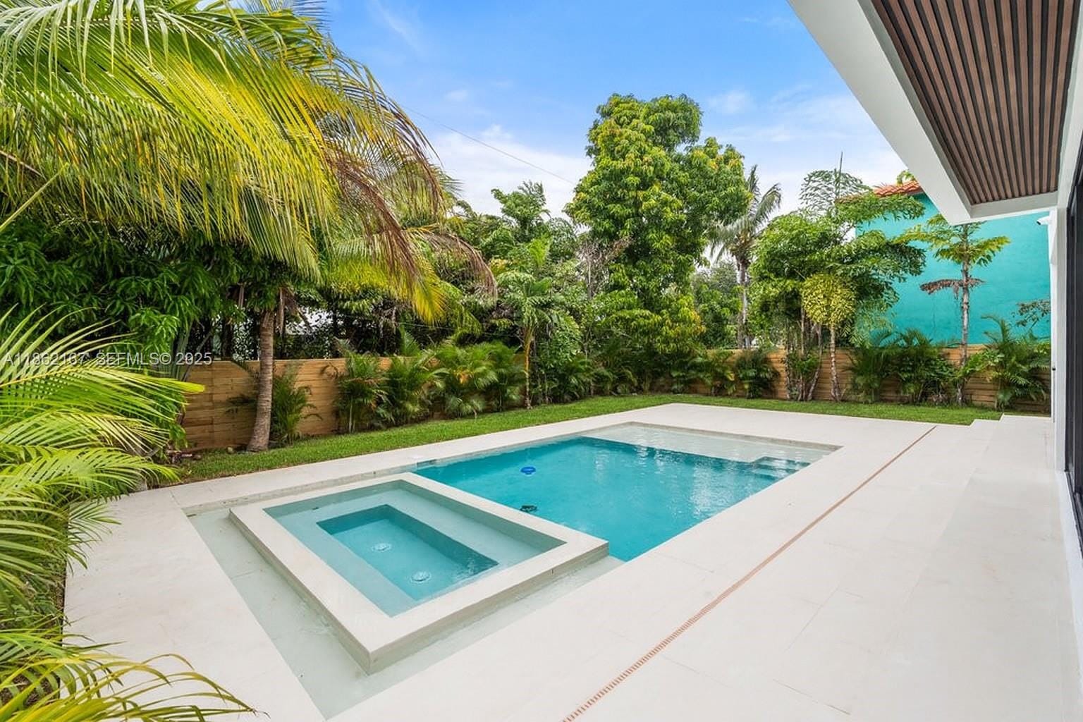 531 NE 10th Avenue, Fort Lauderdale, FL 33301 photo 19