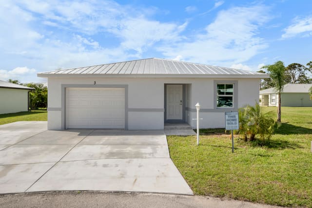 9 Don Quixote Lane, sold in Spanish Lakes Riverfront, Port St Lucie, FL
