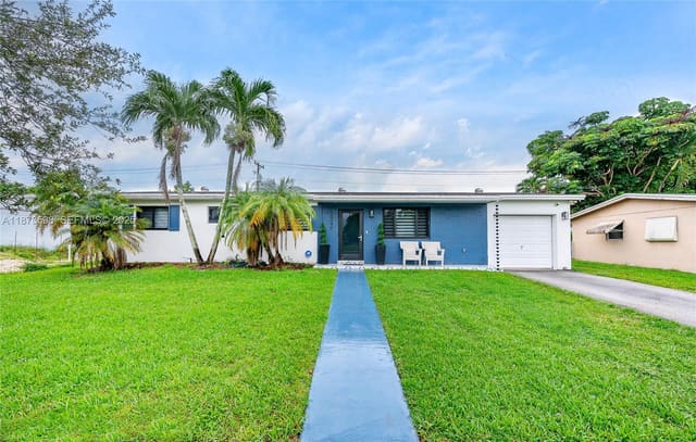 10040 SW 212th Street, Cutler Bay, FL 33189