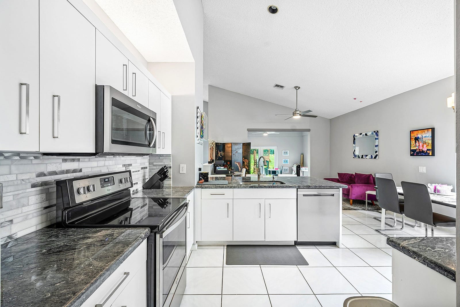 6549 NW 80th Drive — photo 9
