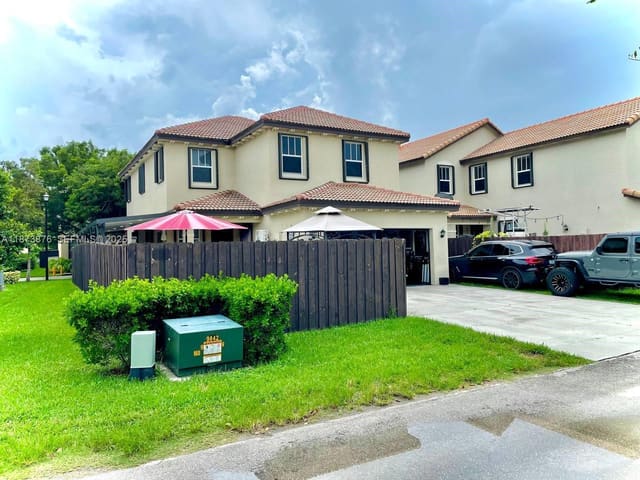11623 SW 244th Lane, sold in Summerville Sub, Homestead, FL