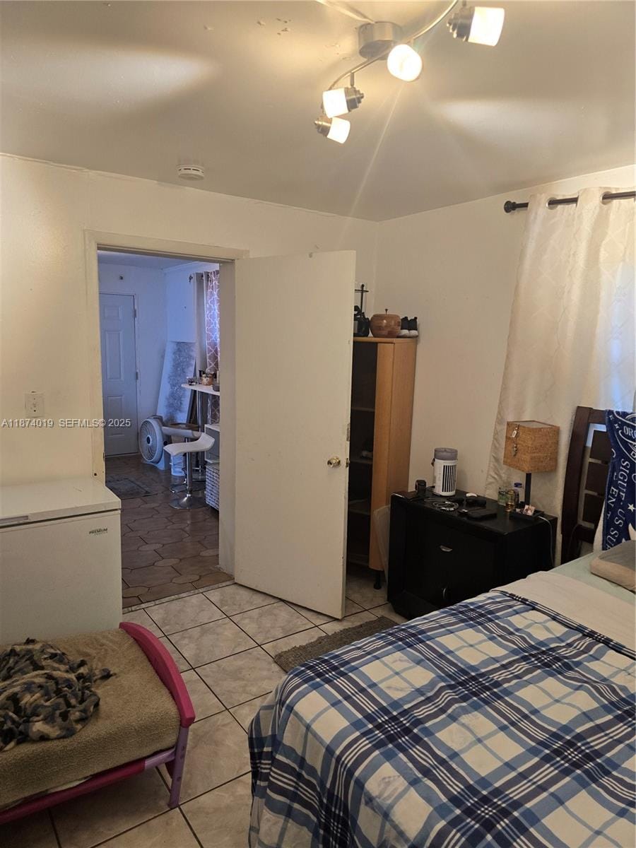 2280 NW 93rd Terrace, Miami, FL 33147 photo 13