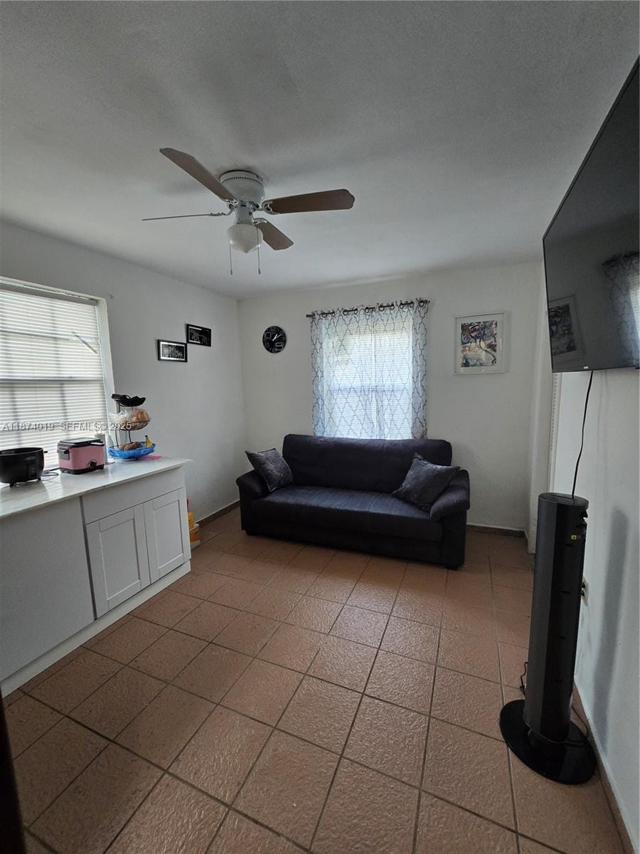 2280 NW 93rd Terrace, Miami, FL 33147 photo 17