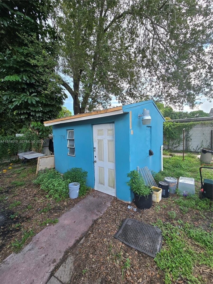 2280 NW 93rd Terrace, Miami, FL 33147 photo 22