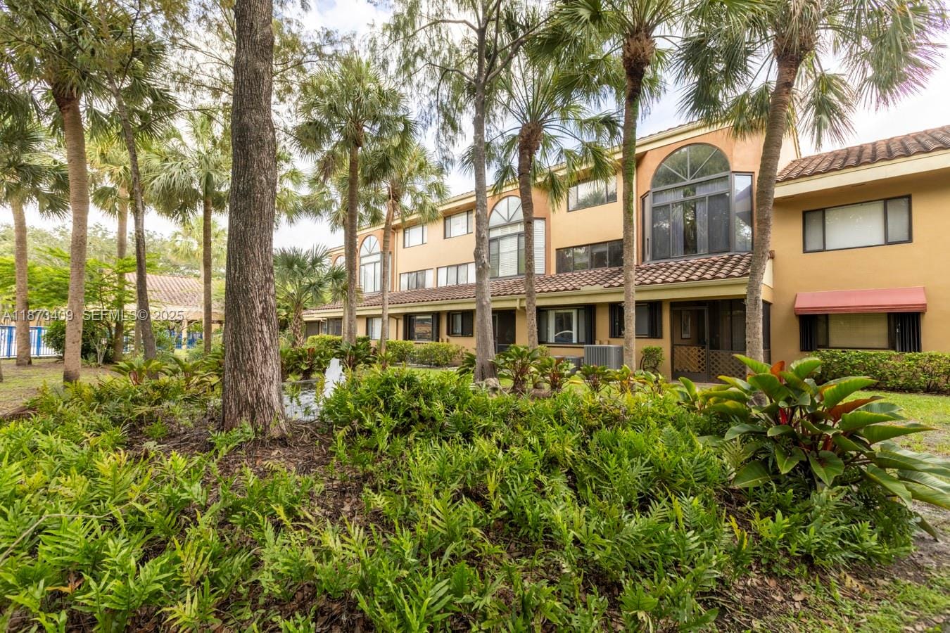15525 Miami Lakeway N 106-8, Miami Lakes, FL 33014 photo 24