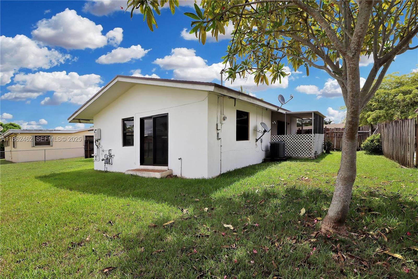 15840 SW 105th Court, Miami, FL 33157 photo 2