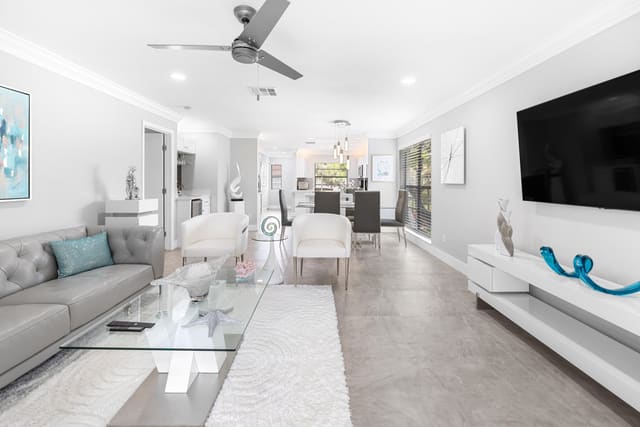 9187 Norte Lago 5b, sold in Cypresses Of Boca Lago Condo, Boca Raton, FL