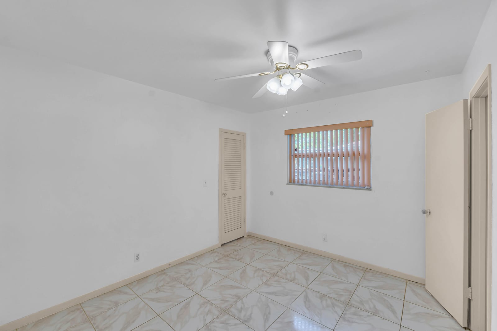 4040 NW 106 Drive, Coral Springs, FL 33065 photo 23