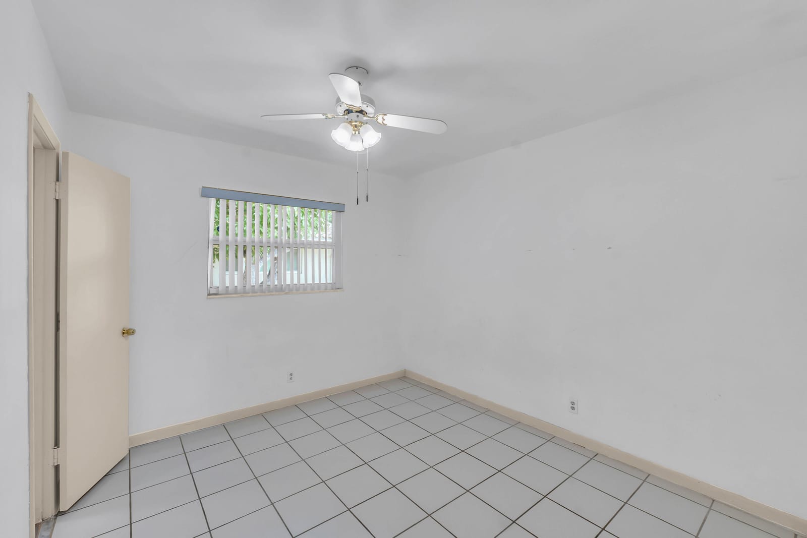 4040 NW 106 Drive, Coral Springs, FL 33065 photo 25