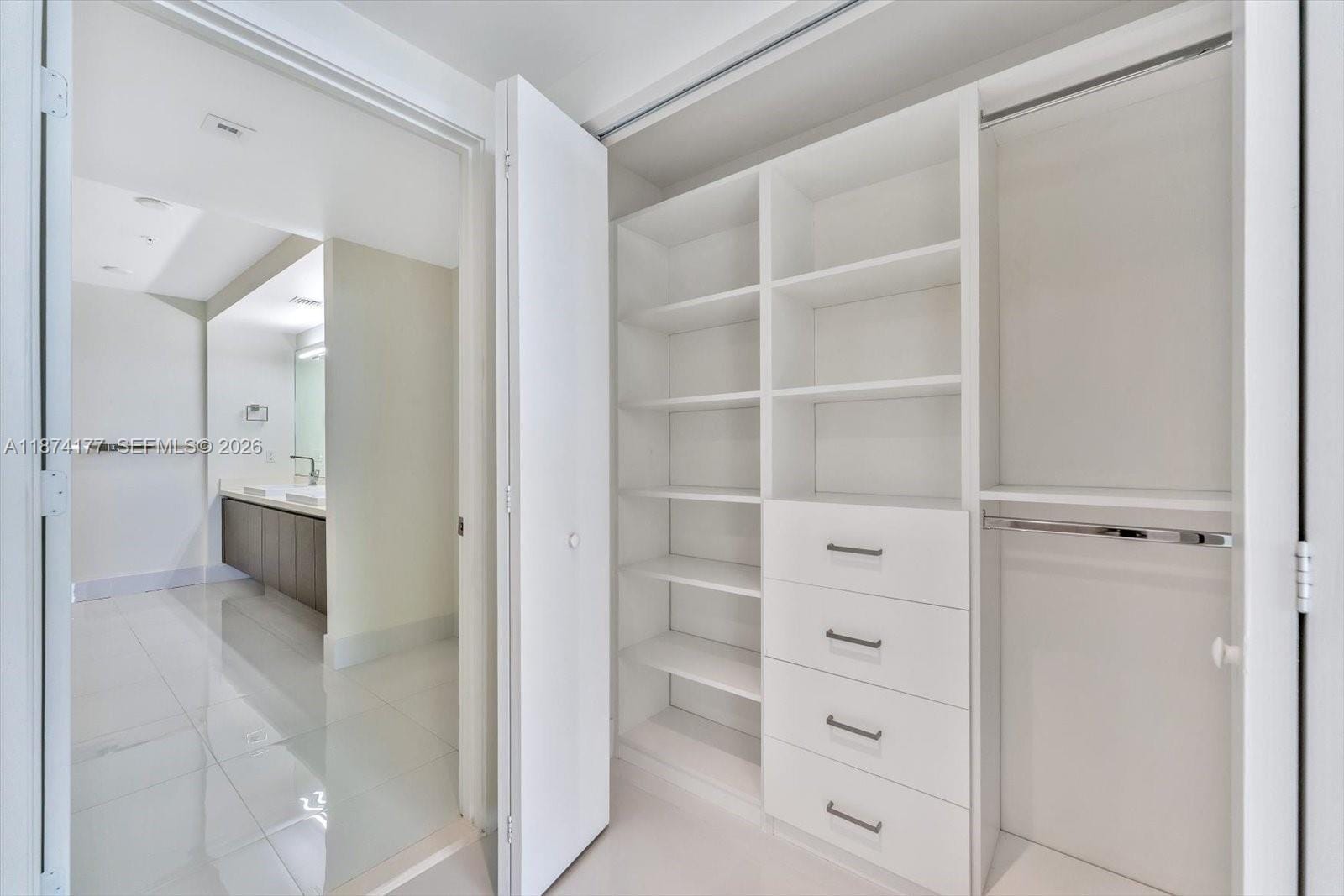 300 Sunny Isles Boulevard 4-803, Sunny Isles Beach, FL 33160 photo 14