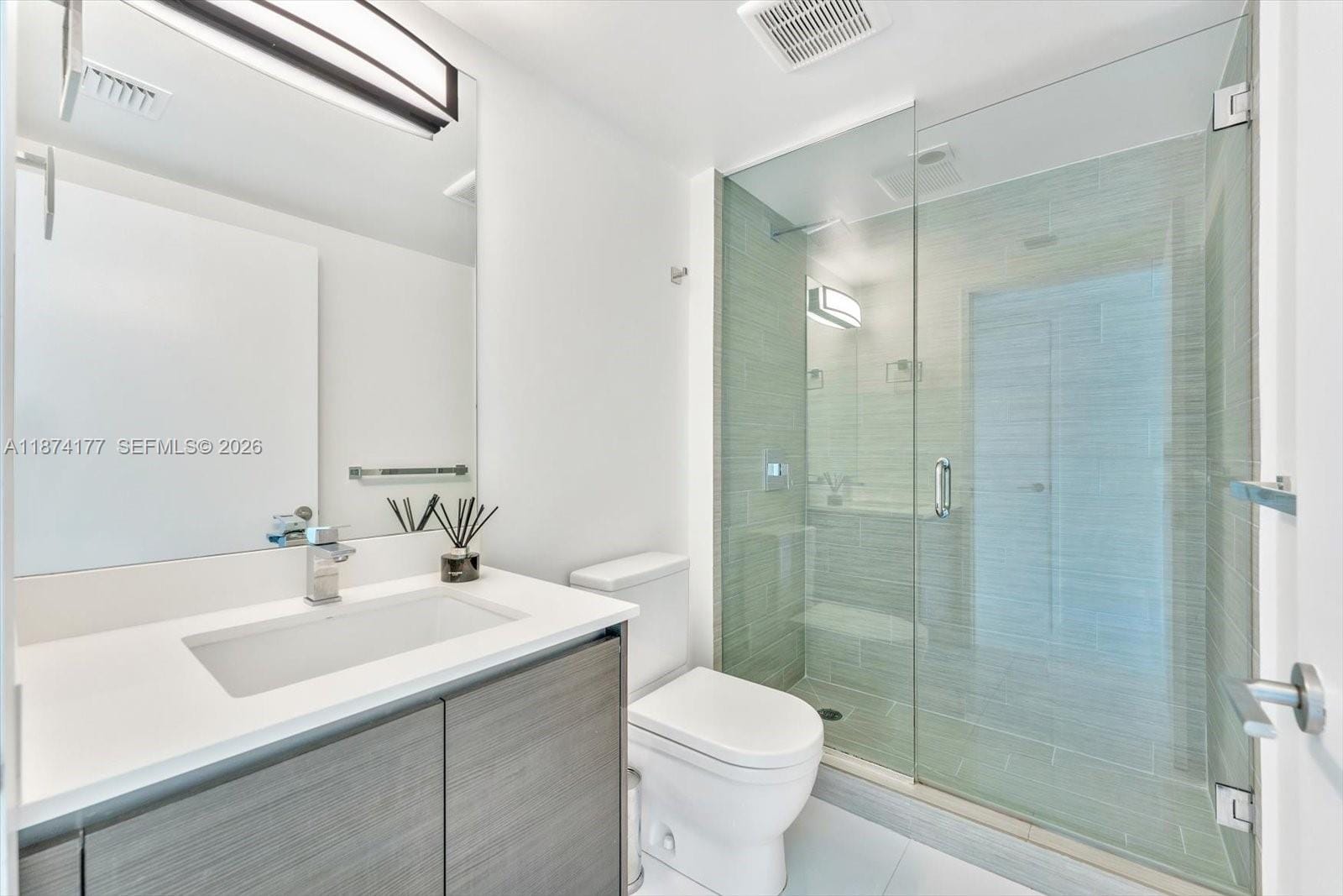 300 Sunny Isles Boulevard 4-803, Sunny Isles Beach, FL 33160 photo 17