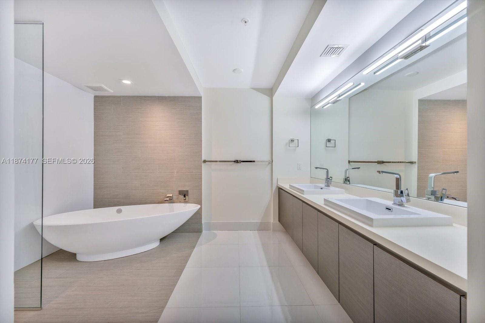 300 Sunny Isles Boulevard 4-803 — photo 10