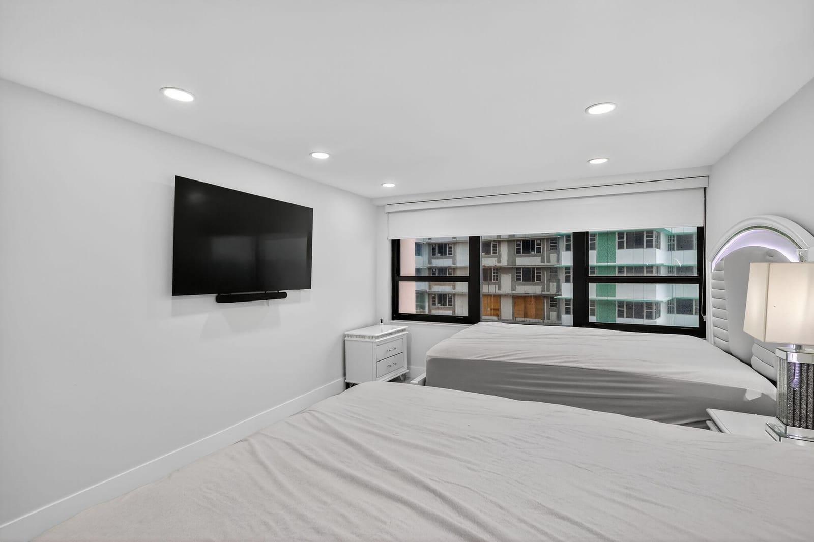 5225 Collins Avenue 1408 — photo 11