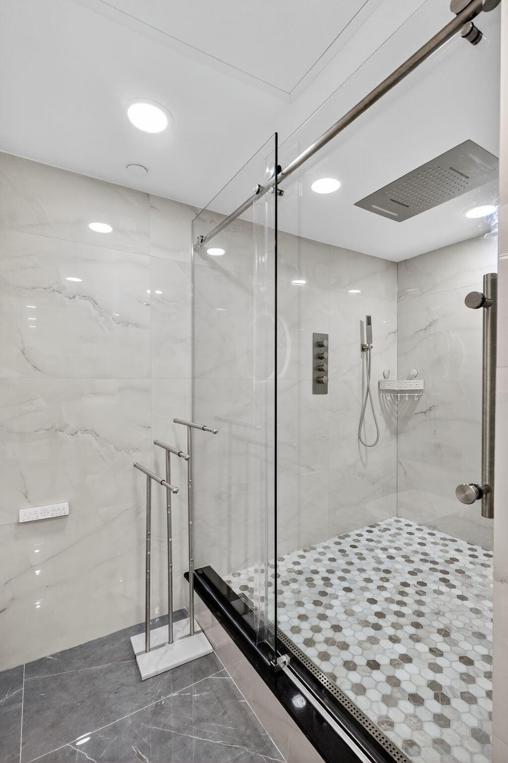 5225 Collins Avenue 1408, Miami Beach, FL 33140 photo 14