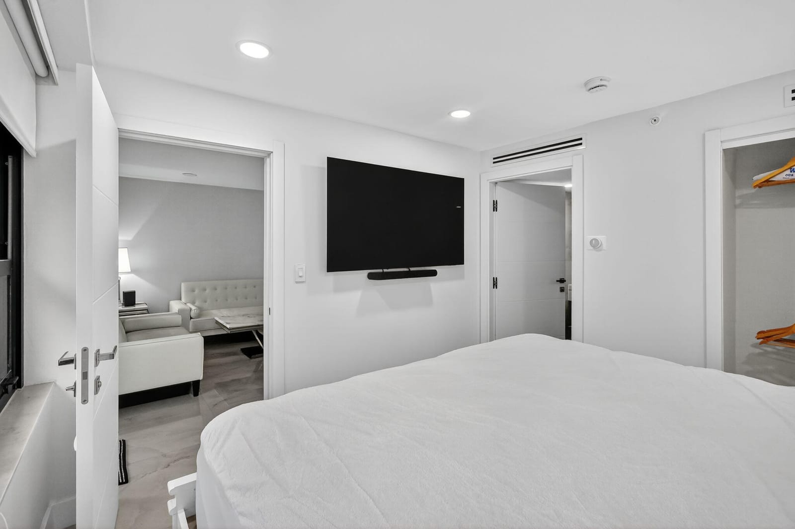 5225 Collins Avenue 1408, Miami Beach, FL 33140 photo 17