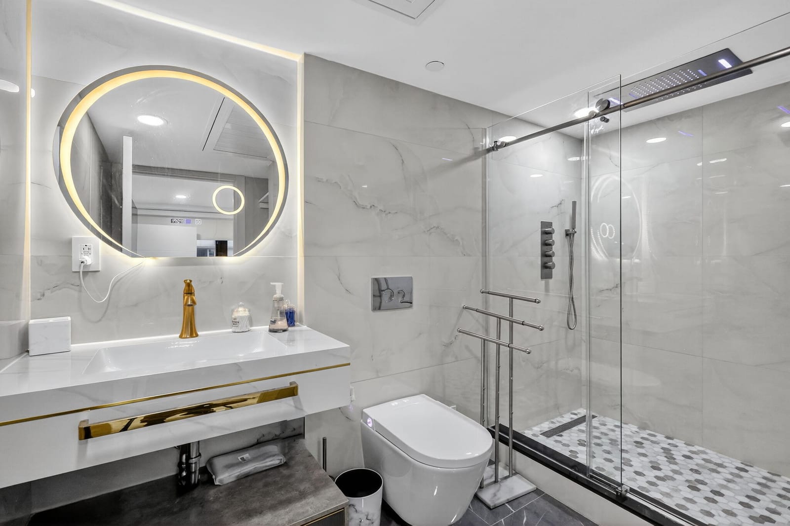 5225 Collins Avenue 1408, Miami Beach, FL 33140 photo 18
