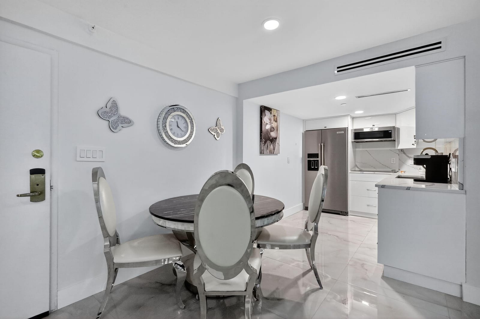 5225 Collins Avenue 1408 — photo 7