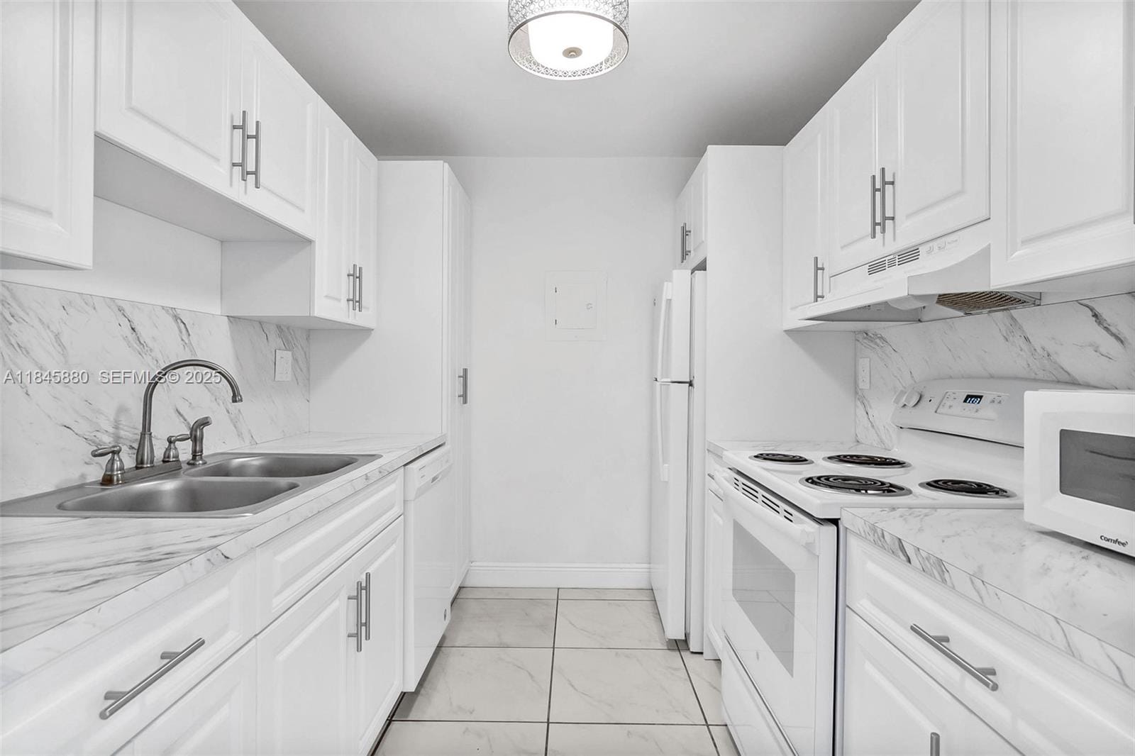 10748 N Kendall Drive N11, Miami, FL 33176 photo 1