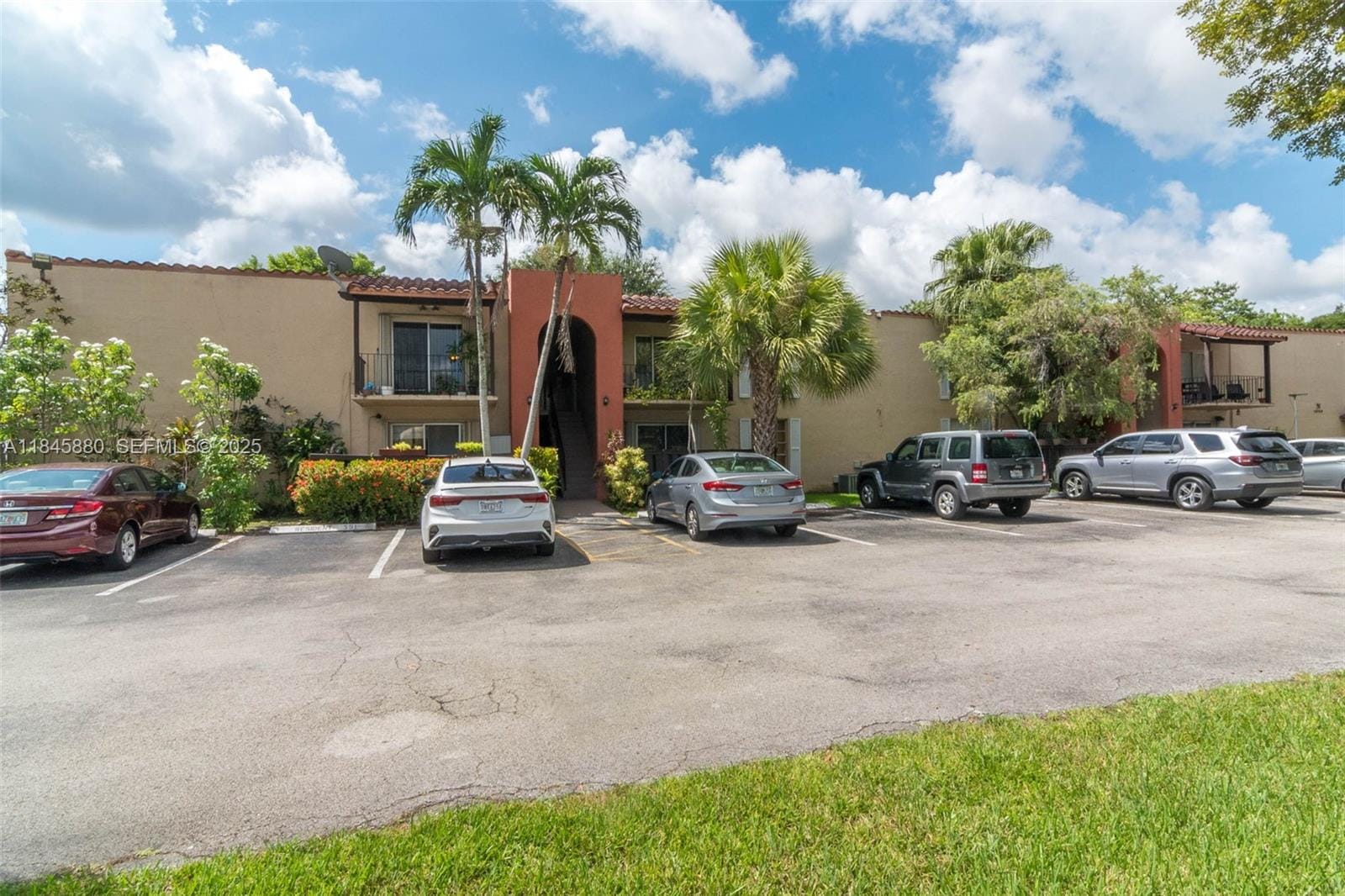 10748 N Kendall Drive N11, Miami, FL 33176 photo 13