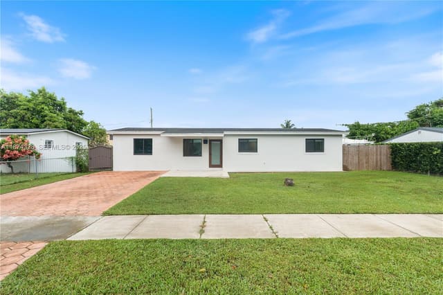13801 Monroe Street, Miami, FL 33176