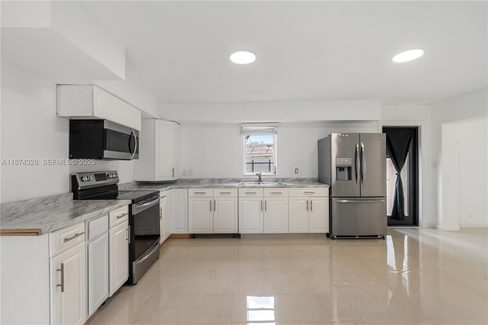 13801 Monroe Street, Miami, FL 33176 photo 13