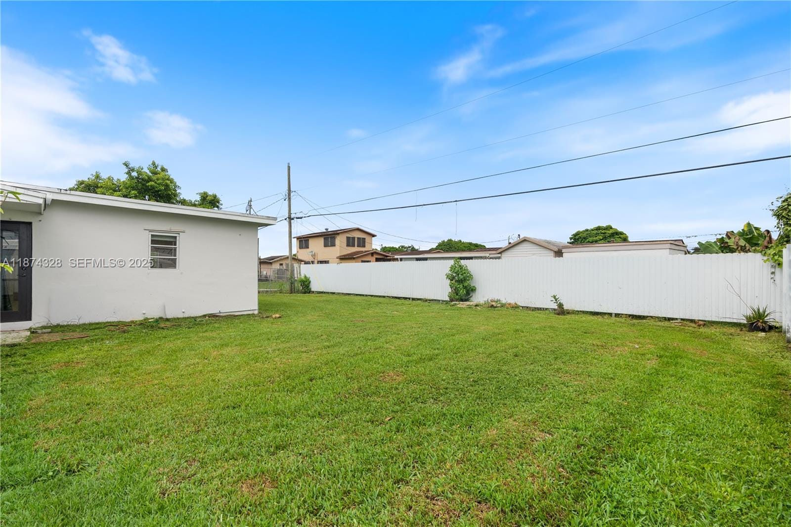 13801 Monroe Street — photo 3