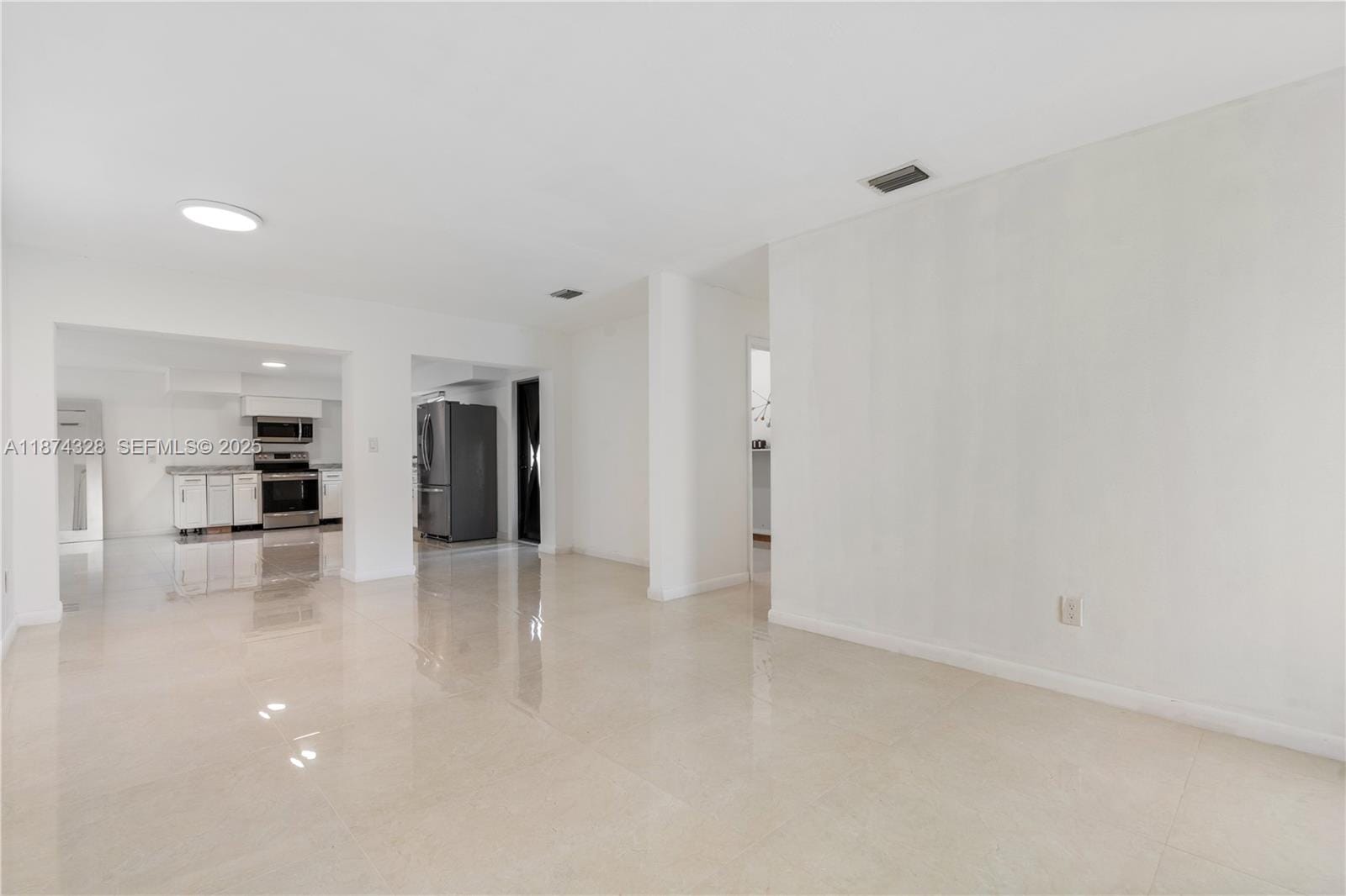 13801 Monroe Street — photo 5