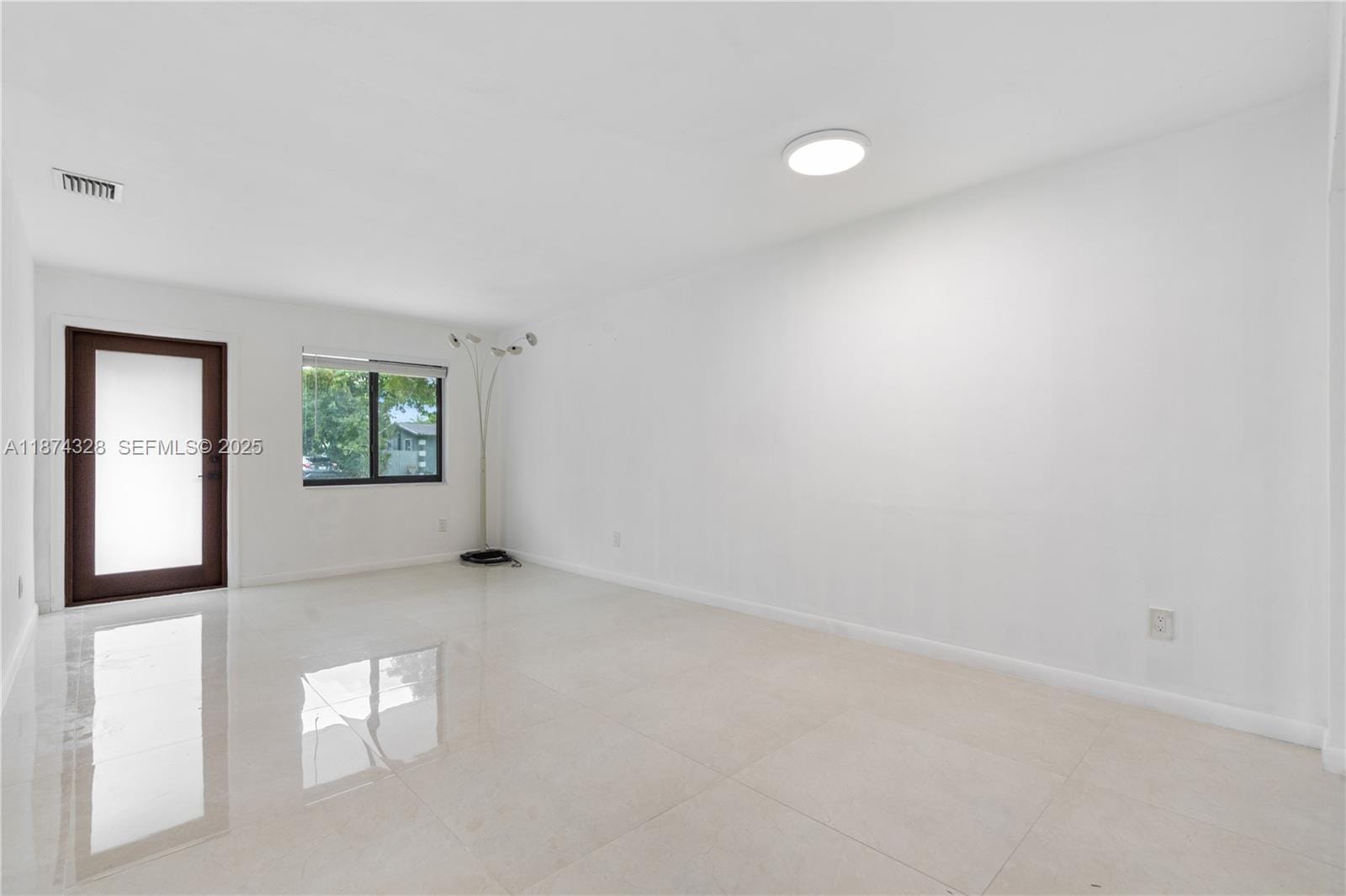 13801 Monroe Street — photo 8
