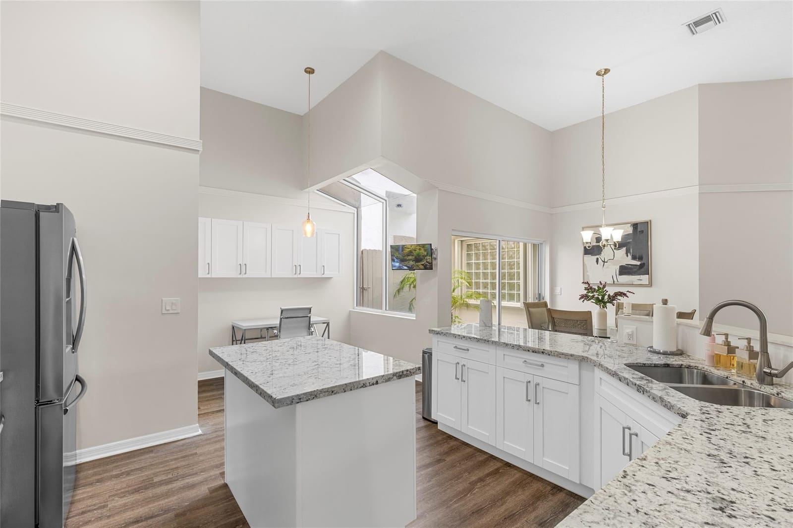 10365 Buena Ventura Drive — photo 4