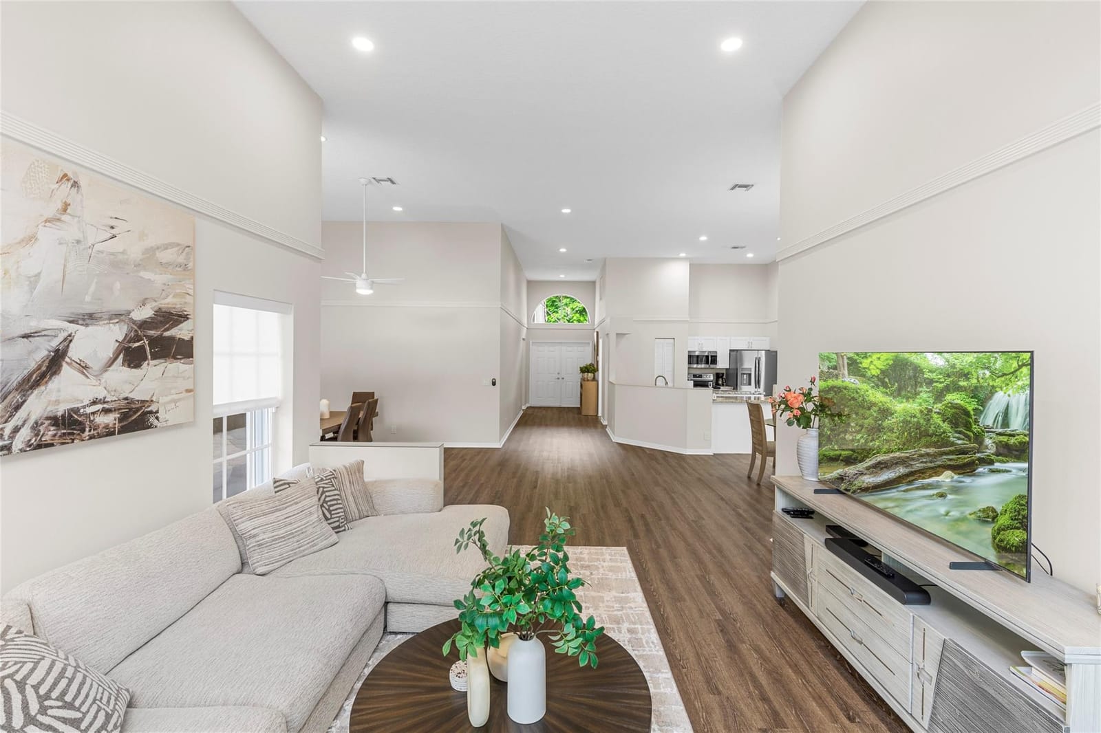 10365 Buena Ventura Drive — photo 9
