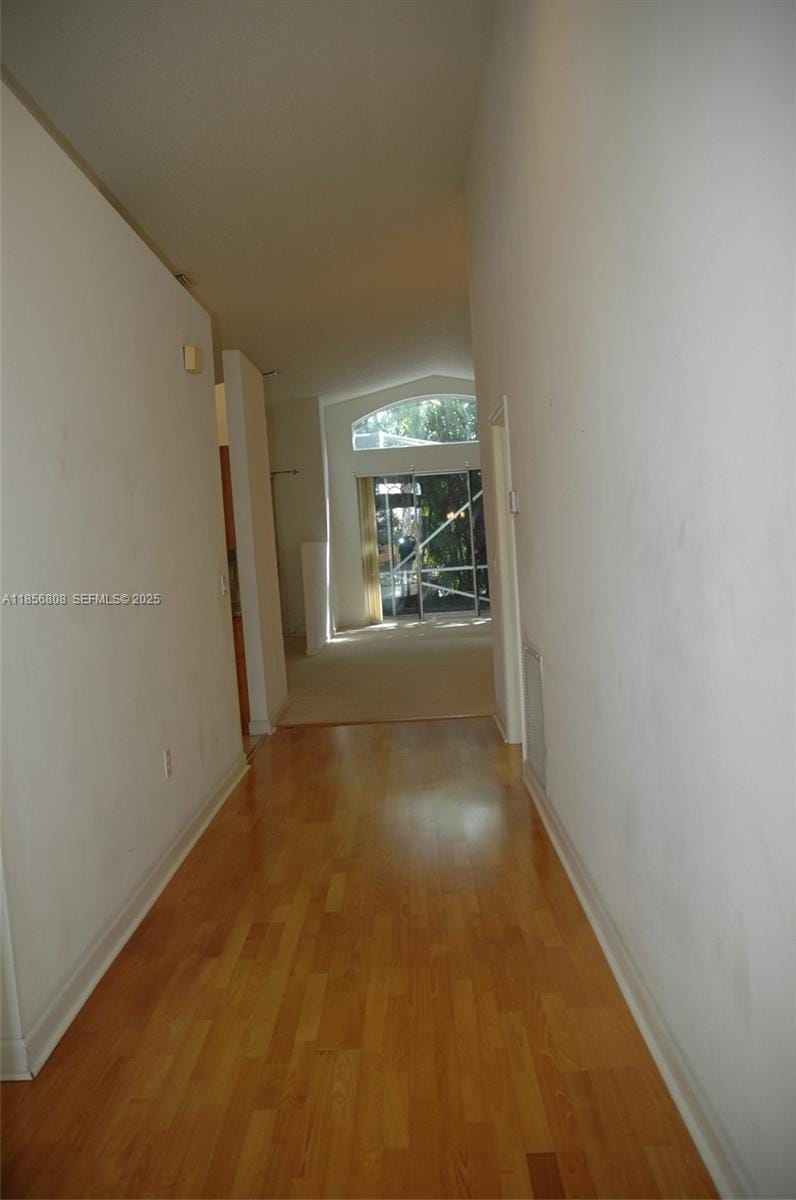 1095 NW 117th Avenue — photo 3