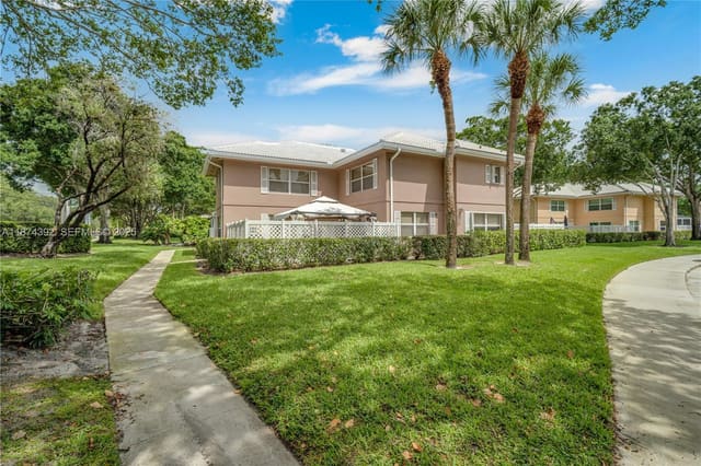 3104 Kingston Court 11D, sold in Stamford At The Villages, West Palm Beach, FL