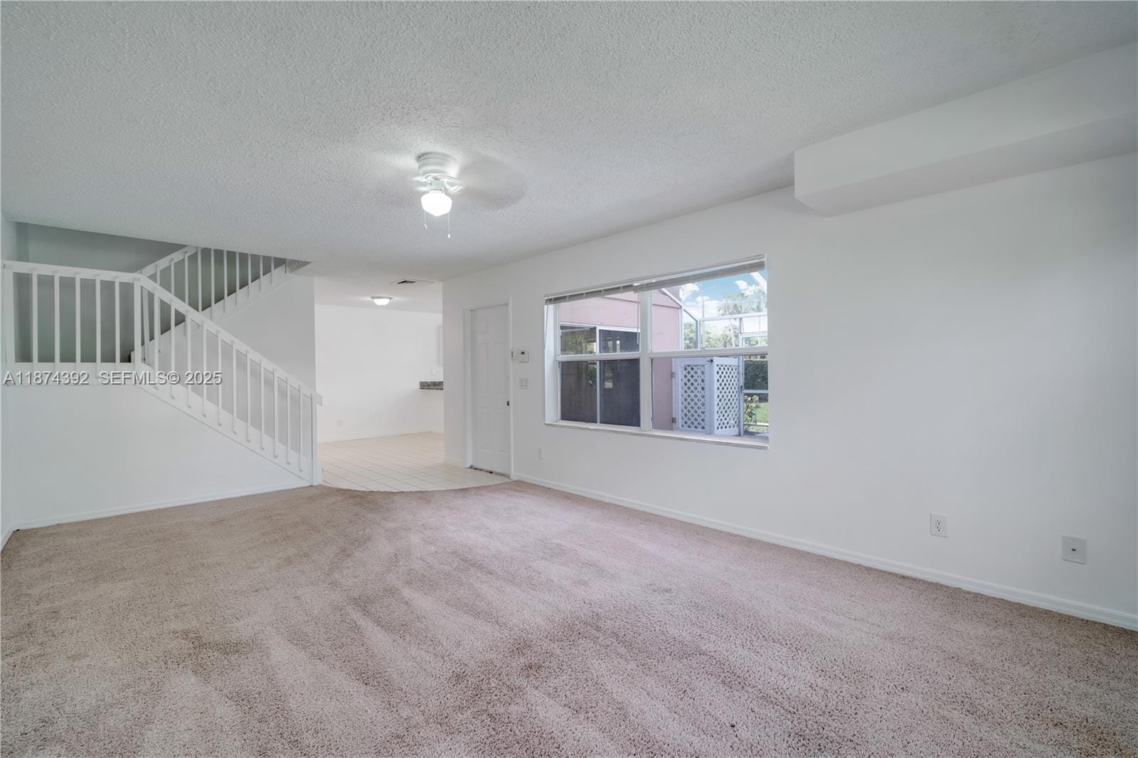 3104 Kingston Court 11D, West Palm Beach, FL 33409 photo 12